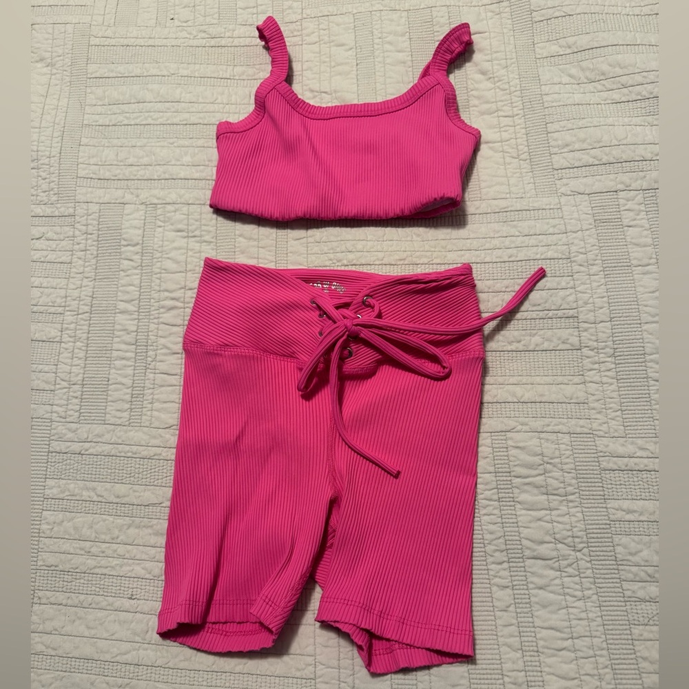 Year of Ours Vibrant Pink Ribbed Set